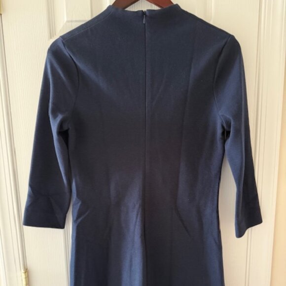 Lilly Pulitzer (vintage) navy blue v neck dress, Size M - Picture 3 of 3